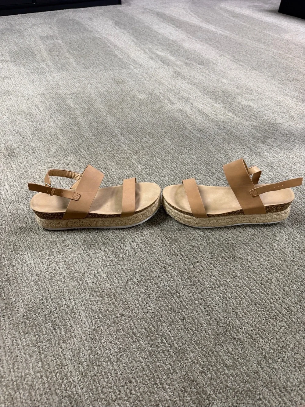 N/A stylish tan